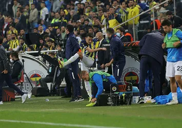 Mesut Özil'den Pereira'ya sert tepki