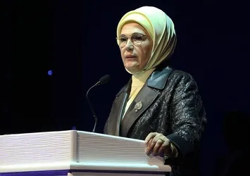 Emine Erdoğan'dan Anneler Günü mesajı