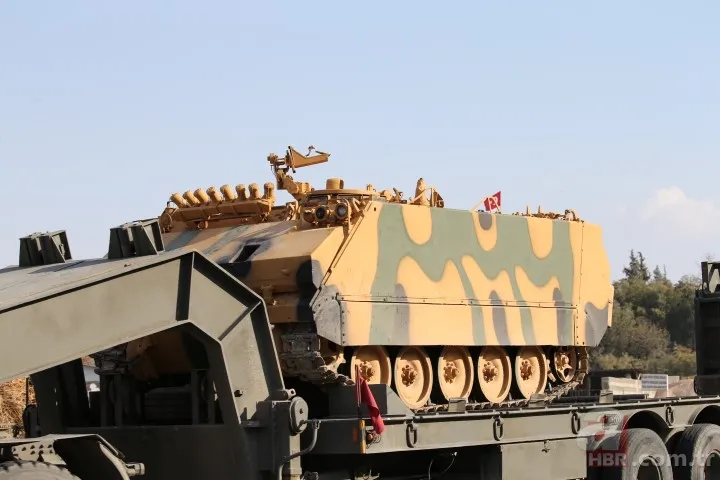 Sınırda İdlib hareketliliği! Yola çıktılar 1