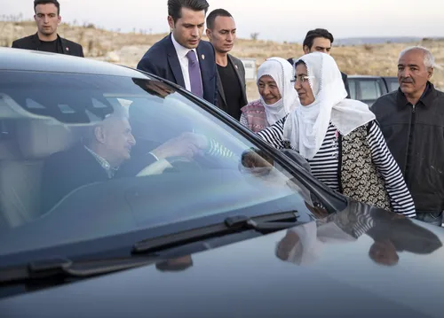Başbakan Yıldırım, Ağın Köprüsü'nü havadan inceledi - 1