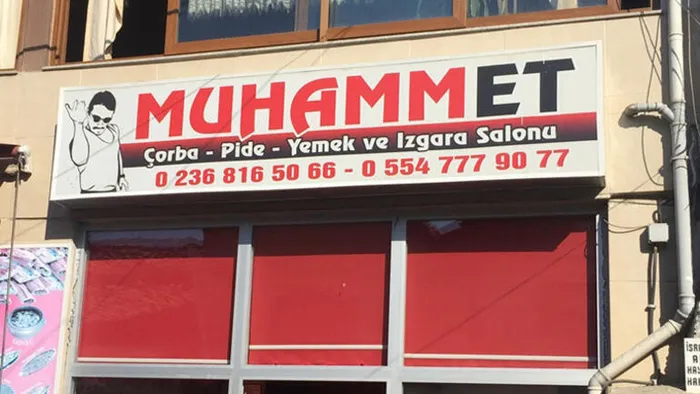 Manisa'da tepki çeken tabela söküldü - 1