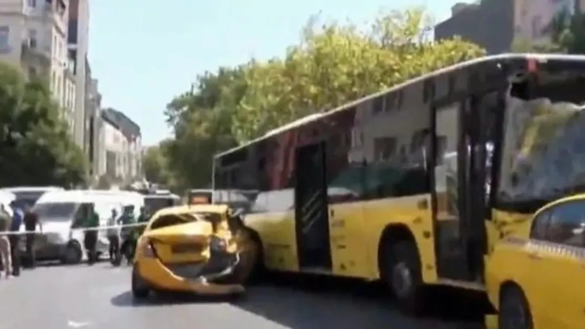 İstanbul Beyoğlu'nda 9 aracın karıştığı zincirleme kaza: Yaralıların kimlikleri belli oldu | İETT şoförü gözaltında