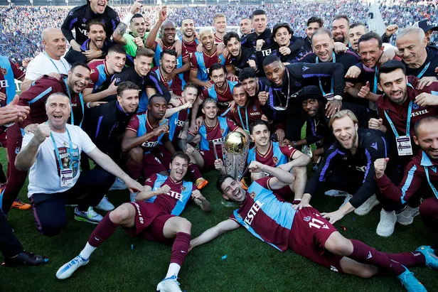 super-kupa-final-maci-ne-zaman-saat-kacta-2022-trabzonspor-sivasspor-maci-hangi-kanalda-yayinlanacak-1659098354896.jpg Süper Kupa final maçı ne zaman, saat kaçta? 2022 Trabzonspor Sivasspor maçı hangi kanalda yayınlanacak? - 2