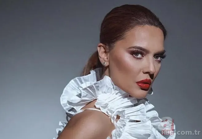 Demet Akalın yeniden sarışın oldu! 2004 yılına geri dönüş 1