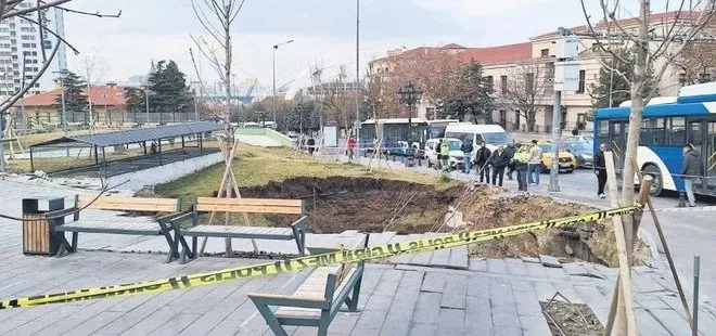 Ankara'da 10 aylık meydan çöktü! Vatandaş Mansur Yavaş'a tepki gösterdi