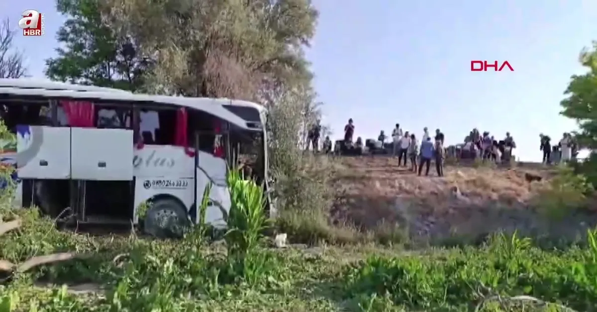 Konya'da yolcu otobüsü yoldan çıktı