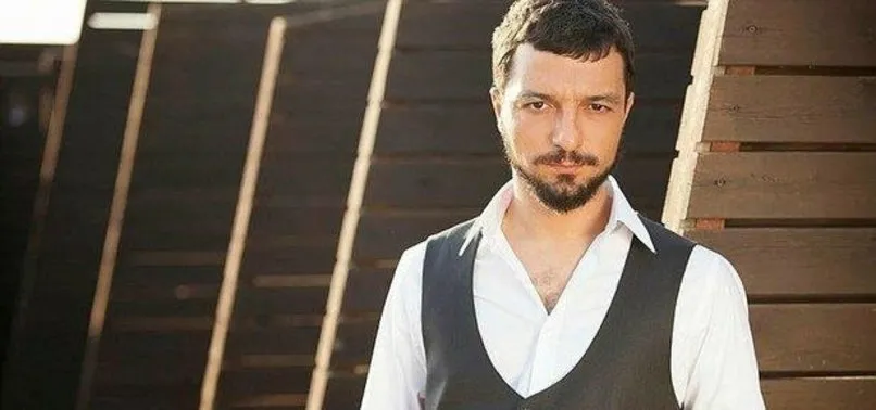 Mehmet Erdem'in ismi Elif Dürüst'le anılıyor