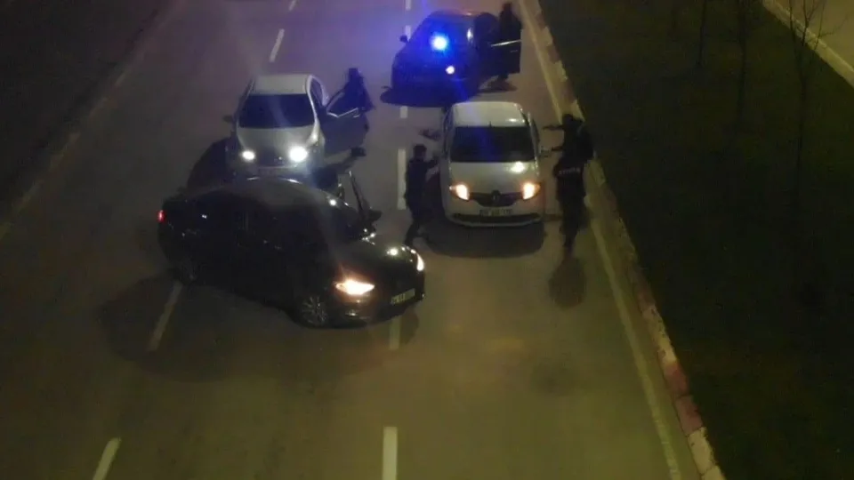 Emniyet Müdürlüğü nefes kesen 'Eren' operasyonunun görüntülerini yayınladı
