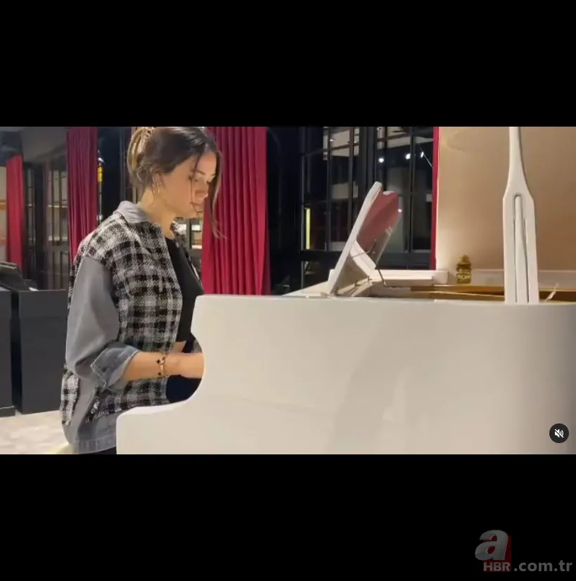 Voleybolcu Zehra Güneş'ten kötü haber! Sosyal medyadan duyurdu! Meriç Aral’dan destek geldi 13