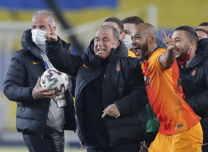 marcaodan-galatasaraya-veda-fatih-terim-vurgusu-1657553608252.jpg Marcao'dan Galatasaray'a veda! Fatih Terim vurgusu - 2