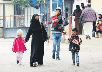 Güvenli bölge oluştu 100 bin Suriyeli döndü
