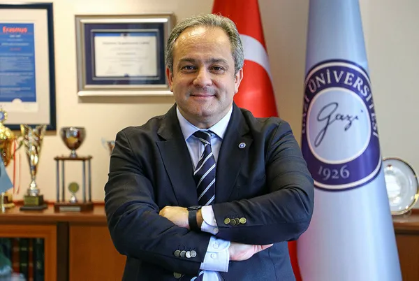 1608122934890.jpg Ankara'da akılalmaz olay! Kısıtlamaları 'halay çekerek' deldiler - 2