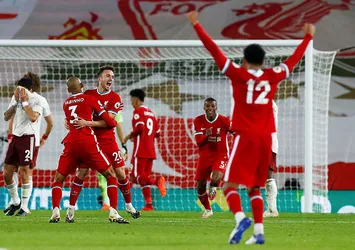 Liverpool Arsenal'i 3 golle devirdi