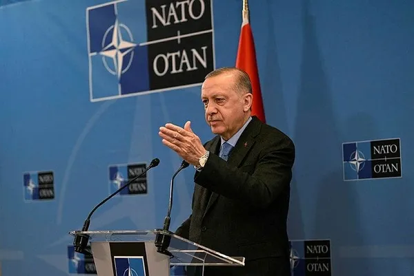 Asgari ücrete zam olacak mı? Emeklilerin bayram ikramiyesine zam gelecek mi? Başkan Recep Tayyip Erdoğan Brüksel dönüşü uçakta cevapladı