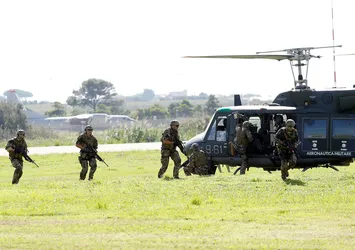 NATO'dan Rusya'ya misilleme