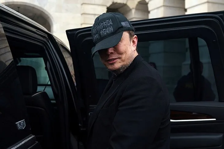 Grok kontrolden çıktı! Elon Musk’ın yapay zekâsı dünya çapında tepki topluyor