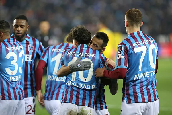 trabzonspor-4-goztepe-2-mac-sonucu-firtina-gol-oldu-yagdi-1647108879901.jpg Trabzonspor: 4 - Göztepe: 2 MAÇ SONUCU | Fırtına gol oldu yağdı - 1