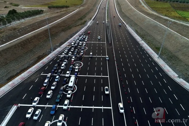 İstanbul - İzmir otoyolundan 1.7 milyon araç geçti