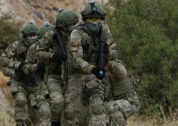 Son dakika: Türk komandosu Haftanin'e girdi