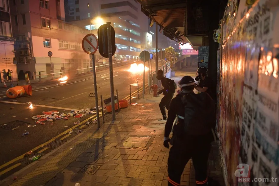 Hong Kong'dan dehşete düşüren kareler! Protestolar devam ediyor 22