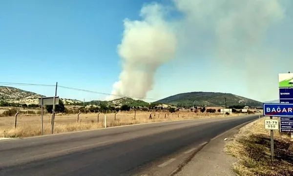 son-dakika-izmirde-makilik-alanda-yangin-havadan-ve-karadan-mudahale-ediliyor-1628774929346.jpg