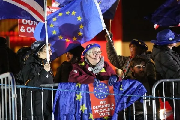 Brexit kaosu İngilizleri ikiye böldü - 5