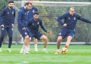 Fenerbahçe, Trabzonspor'a odaklandı