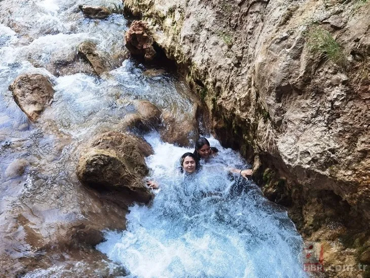 Tunceli’de keşfedildi! Oraya ulaşmak için 2 saat yürüyorlar