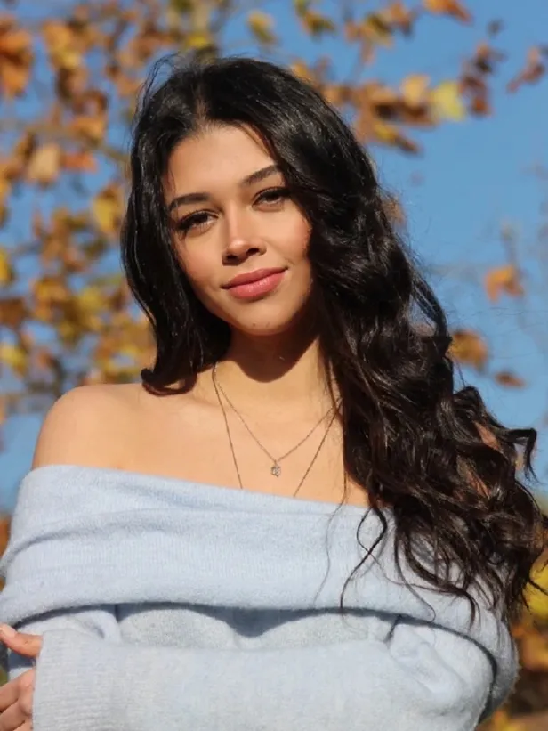 Yıldızlar Bana Uzak 1. Bölüm canlı izle – Yıldızlar Bana Uzak ilk bölüm izle