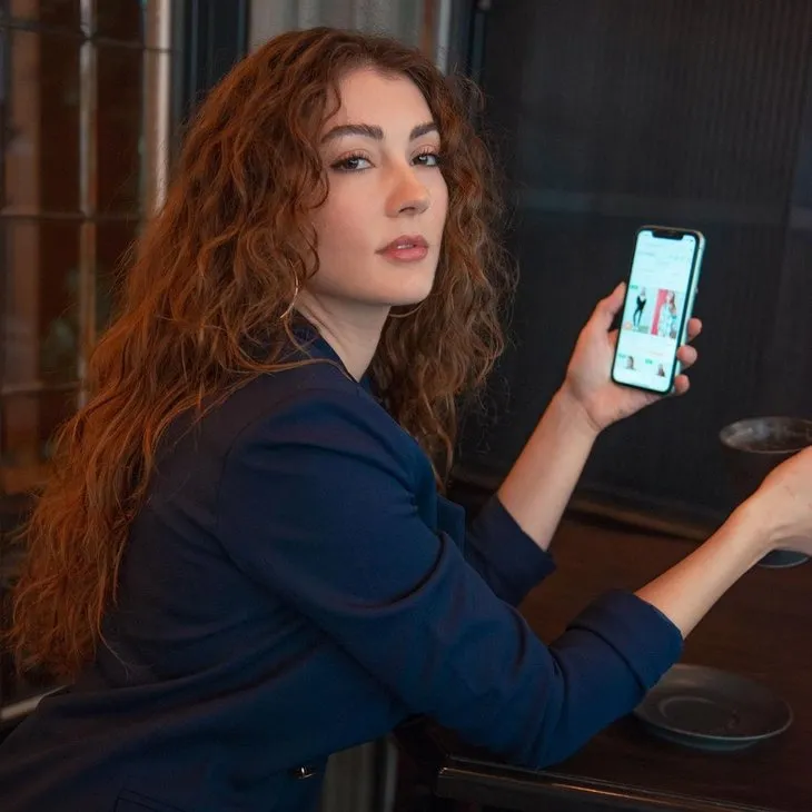 Burcu Özberk ince formunun sırrını açıkladı! Tığ gibi bedenini o diyete borçlu! Bir tek onu yemiyor!