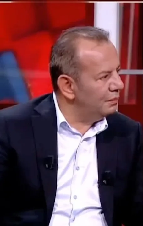 chpliler-bile-farkinda-partiden-ihrac-edilen-tanju-ozcandan-yerel-secim-bombasi-istanbul-ve-ankara-kaybedilece-1691879668492.jpg CHP’liler bile farkında! Partiden 'ihraç' edilen Tanju Özcan'dan yerel seçim bombası: İstanbul ve Ankara kaybedilecek - 7