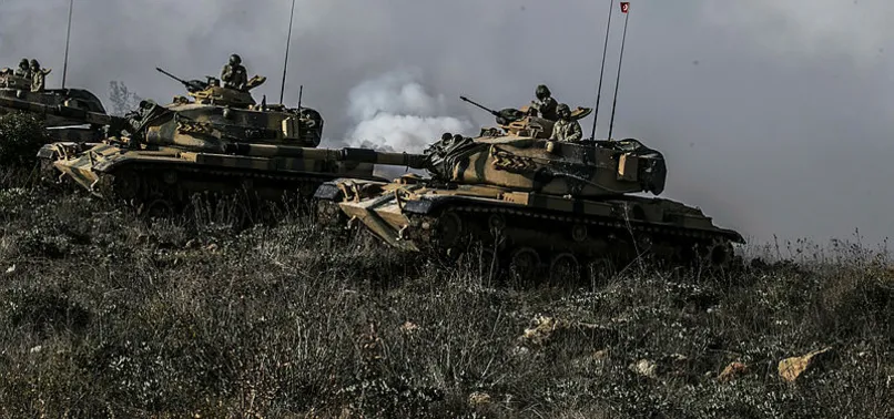Son dakika: TSK'dan İdlib sınırında eğitim