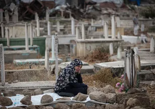 Ateşkes kağıt üzerinde kaldı: Katil İsrail masum canları katletmeye devam ediyor