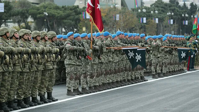 Başkan Erdoğan'ın katıldığı Azerbaycan'ın "Zafer Töreni" CHP yandaşı Ayşenur Arslan'ı rahatsız etti - 4
