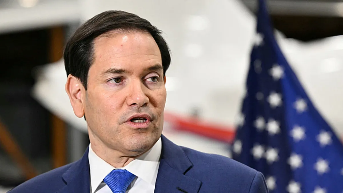 ABD Venezuela merkezli Cartel de los Soles'i terör örgütü ilan etti!