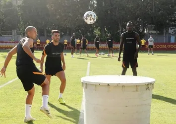 Galatasaray çift idman yaptı