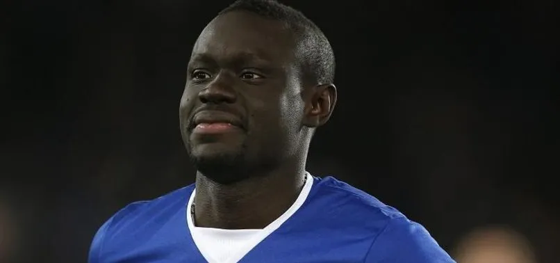 Oumar Niasse isyan bayrağını çekti