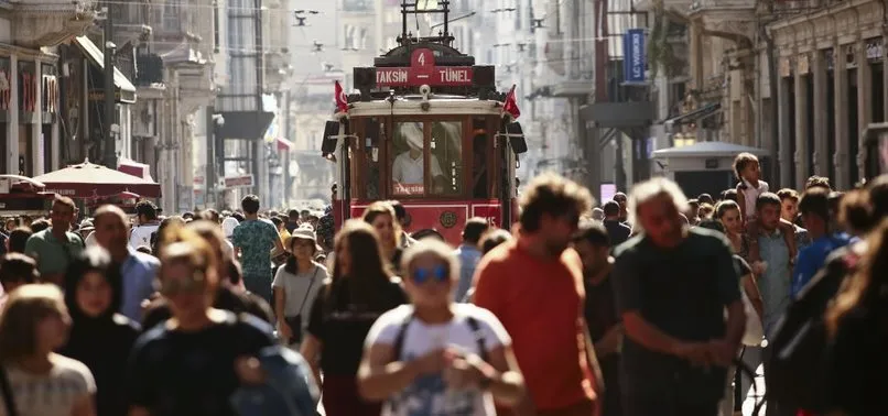 Bir ilk yaşanacak! İstanbul'a gelen turist sayısı İstanbul nüfusunu geçecek