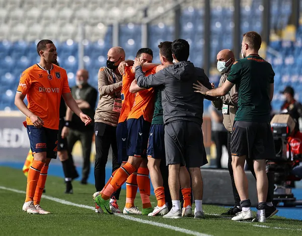 Başakşehir geriden geldi! Başakşehir 2-1 Ankaragücü MAÇ SONUCU-ÖZET