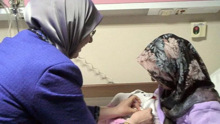 Denizli'de 2017'nin ilk bebeği Melike oldu - 1