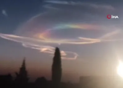Ateş gökkuşağı görsel şölen sundu