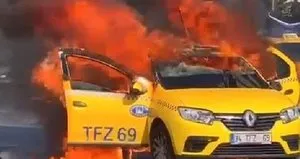 İstanbul’da korku dolu anlar! Taksi alev alev yandı