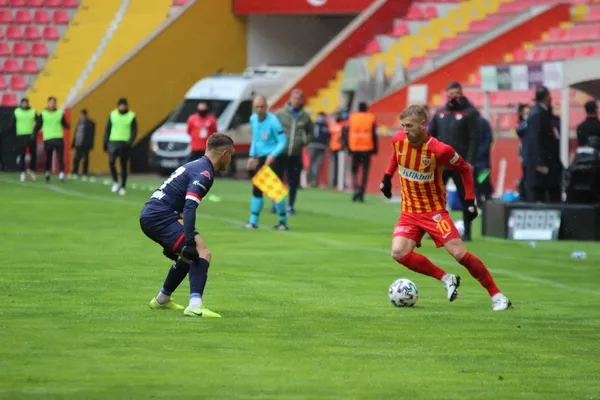 Deplasmanda altın değerinde 3 puan... Kayserispor 0-1 Antalyaspor (MAÇ SONUCU ÖZET) - 4