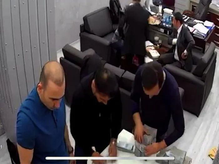 CHP’li İBB’de kara para sayma görüntüleri! Soruşturmada 11 şüpheli daha ifadeye çağrıldı