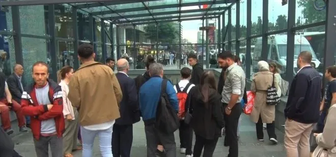 Şişli-Mecidiyeköy Metro İstasyonu’nda korkunç olay! Genç kız raylara atlayarak intihar etti