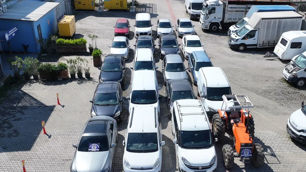 Change araç çetesine ağır darbe! Uçurumdan attılar ama polisten kaçmadı