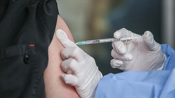 1638650596273.jpg İşte Omicron varyantının ilk klinik verileri! Bilim Kurulu Üyesi Ateş Kara açıkladı Hangi aşılar Omicron'a karşı daha etkili? - 7