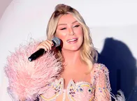 Seda Sayan'ın son görüntüsü şaşırttı! Genç kızlara taş çıkarıyor