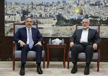 Katar'da Gazze diplomasisi! Bakan Hakan Fidan ile Hamas lideri İsmail Heniyye bir araya geldi