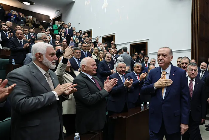 baskan-erdogandan-ak-parti-grup-toplantisinda-onemli-aciklamalar-1713348309774.jpg